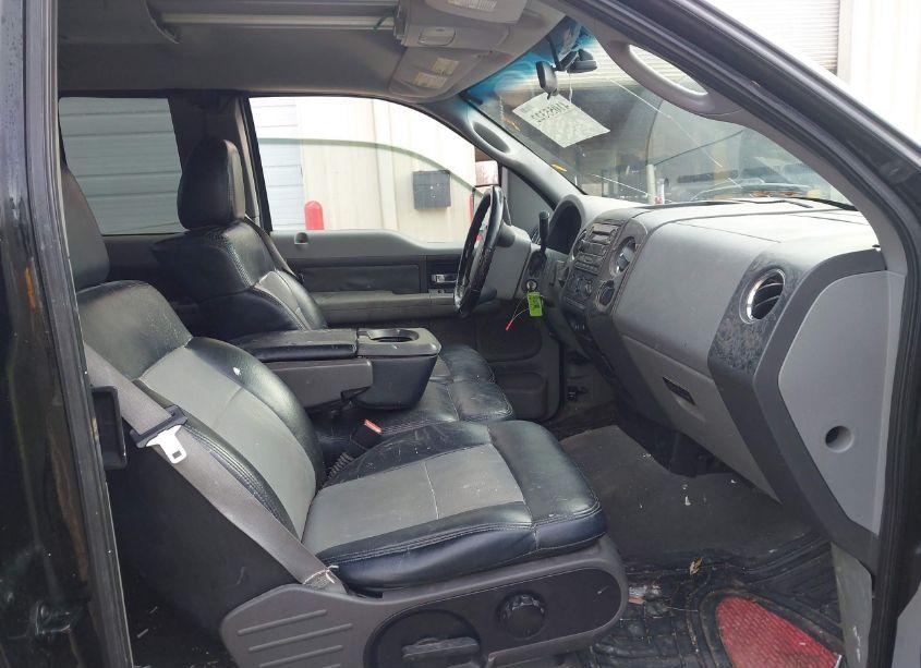 Photo 5 of 2004 Ford F-150 STX/XL/XLT (VIN 1FTRX12W04NA10238)