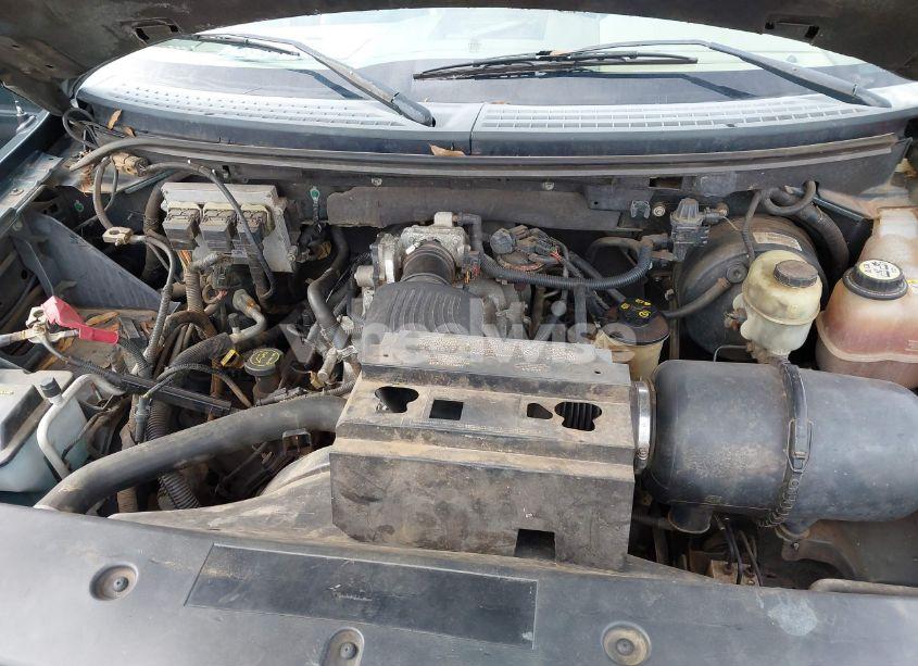 Photo 10 of 2004 Ford F-150 STX/XL/XLT (VIN 1FTRX12W04NA55020)