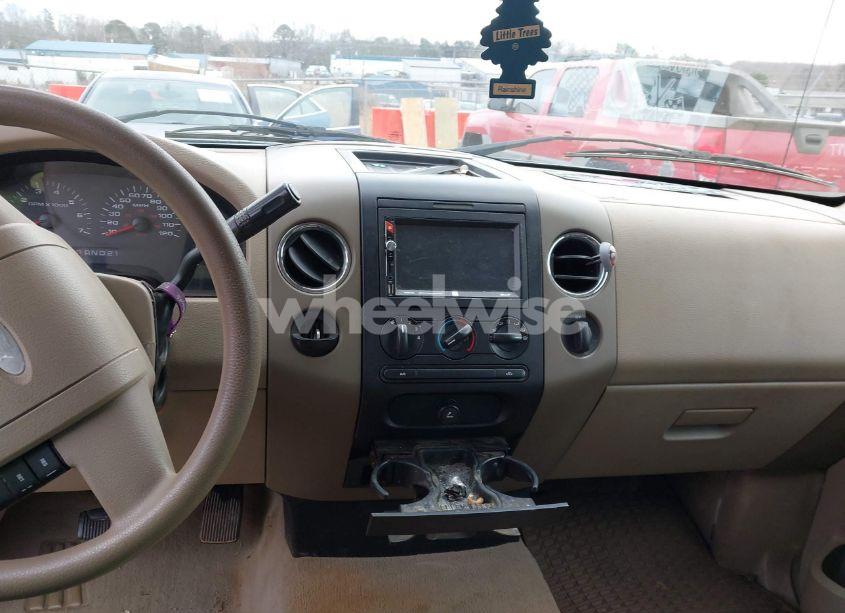 Photo 15 of 2004 Ford F-150 STX/XL/XLT (VIN 1FTRX12W04NA55020)