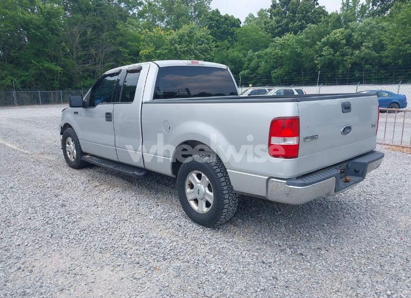 Photo 3 of 2004 Ford F-150 STX/XL/XLT (VIN 1FTRX12W04NA74635)