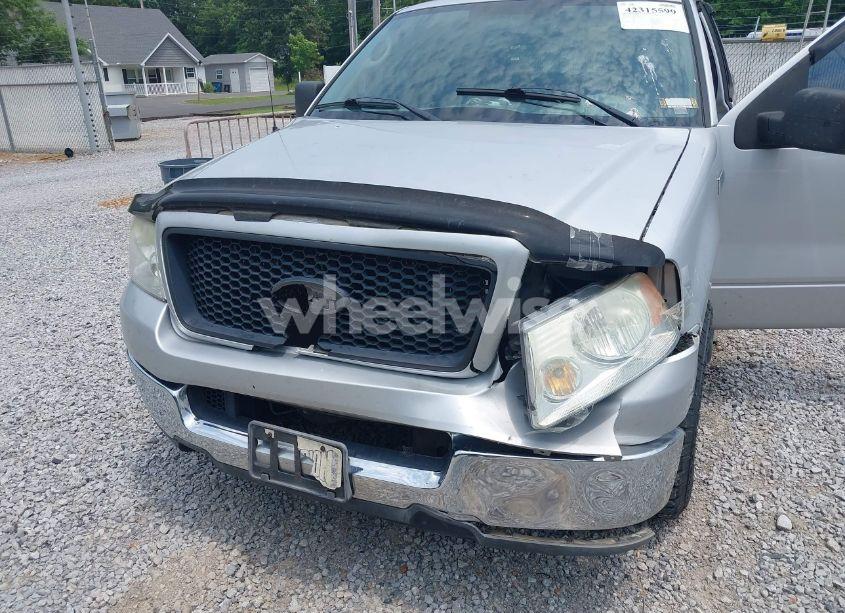 Photo 6 of 2004 Ford F-150 STX/XL/XLT (VIN 1FTRX12W04NA74635)