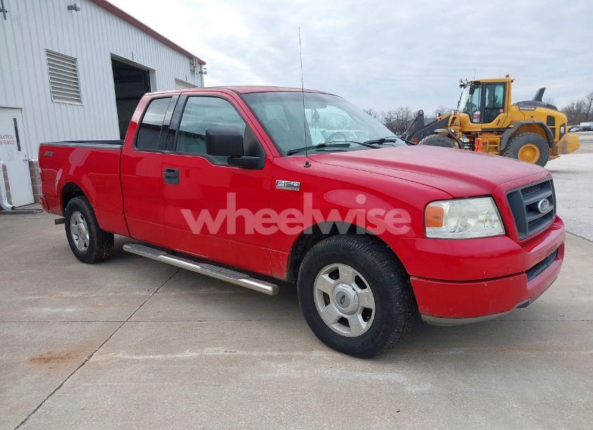 2004 Ford F-150 STX/XL/XLT (VIN 1FTRX12W04NB82673) main photo