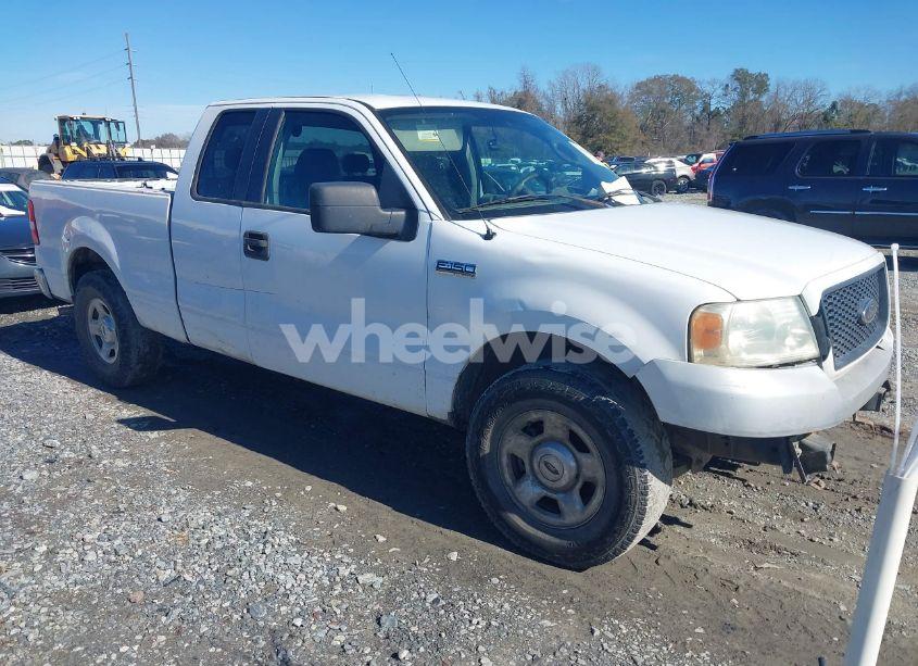 2005 Ford F-150 STX/XL/XLT (VIN 1FTRX12W05NB61131) main photo