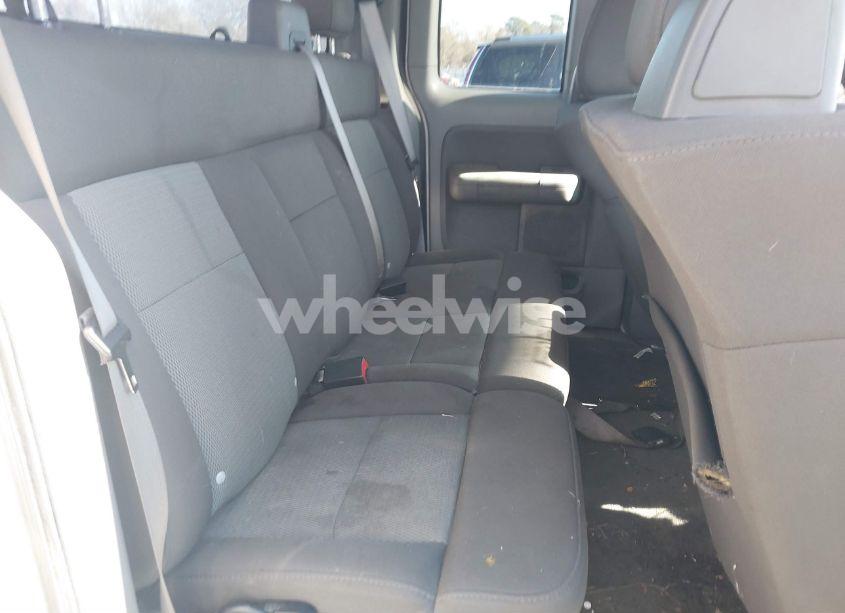 Photo 8 of 2005 Ford F-150 STX/XL/XLT (VIN 1FTRX12W05NB61131)