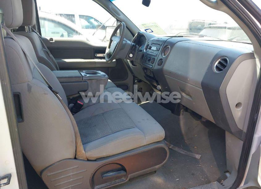 Photo 5 of 2006 Ford F-150 STX/XL/XLT (VIN 1FTRX12W06FB02026)