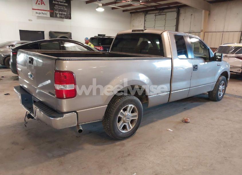 Photo 4 of 2006 Ford F-150 STX/XL/XLT (VIN 1FTRX12W06KB90373)