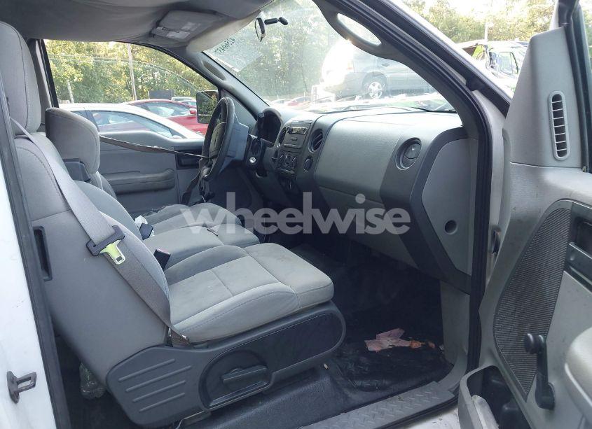 Photo 5 of 2007 Ford F-150 STX/XL/XLT (VIN 1FTRX12W07FA84452)