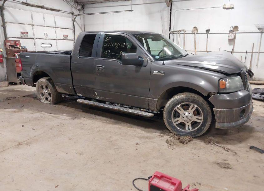 2007 Ford F-150 STX/XL/XLT (VIN 1FTRX12W07KD49264) main photo