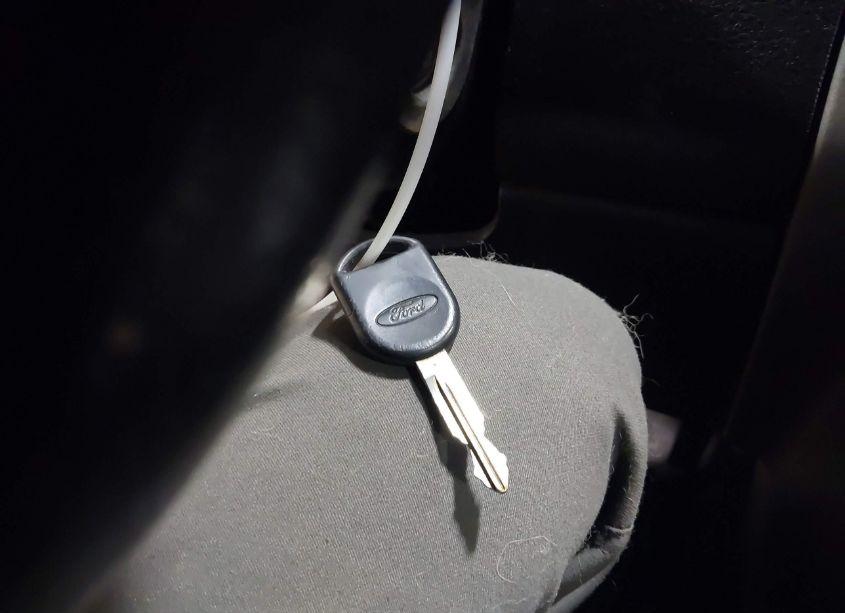 Photo 11 of 2007 Ford F-150 STX/XL/XLT (VIN 1FTRX12W07KD49264)