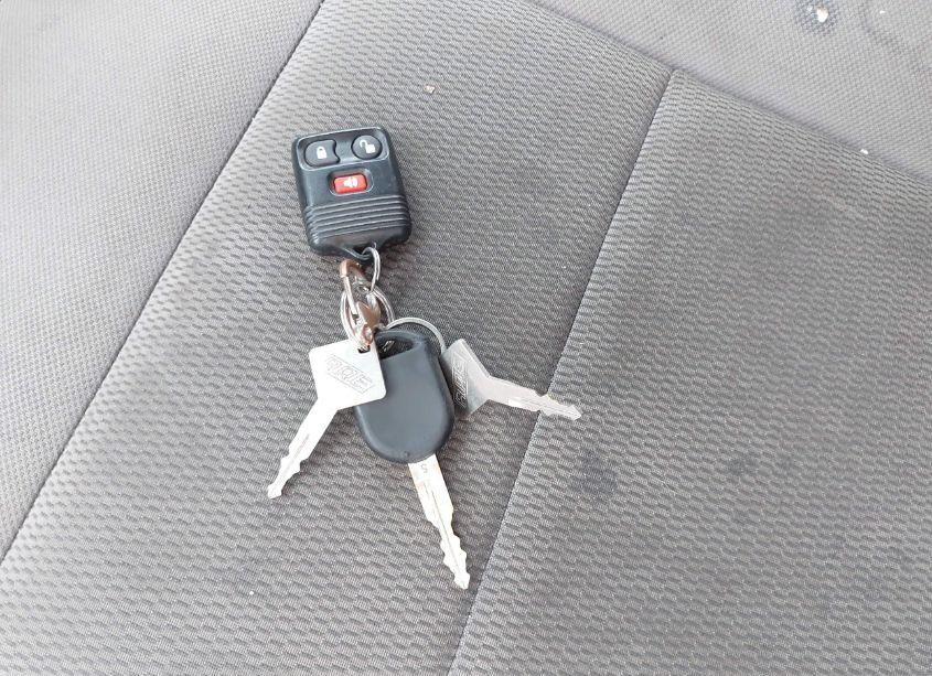 Photo 11 of 2004 Ford F-150 STX/XL/XLT (VIN 1FTRX12W14NA86356)