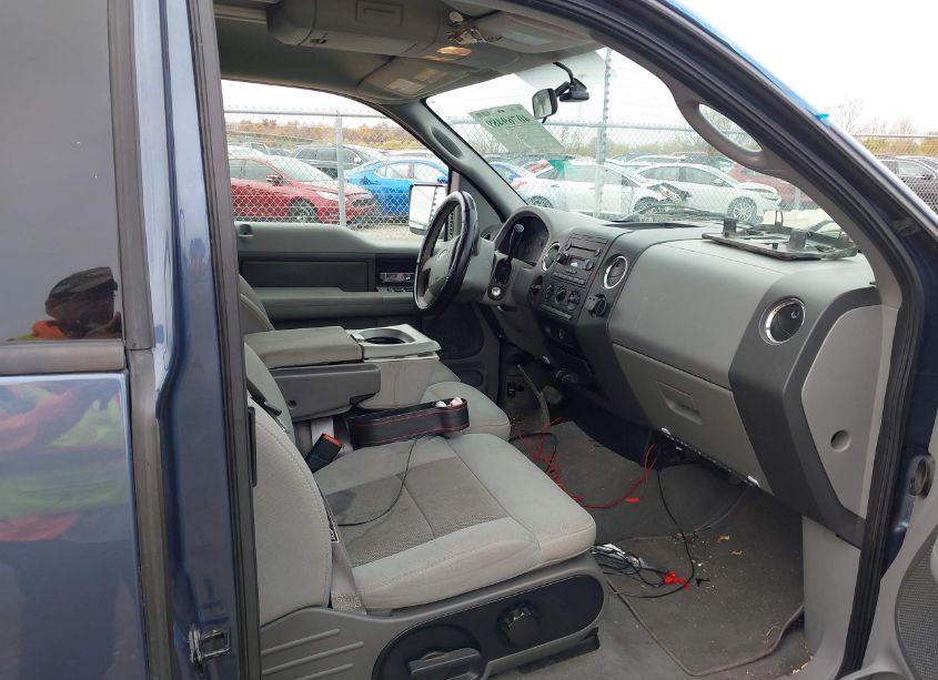 Photo 5 of 2004 Ford F-150 STX/XL/XLT (VIN 1FTRX12W14NA86356)