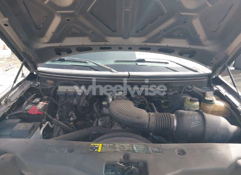 Photo 10 of 2004 Ford F-150 STX/XL/XLT (VIN 1FTRX12W14NC28284)