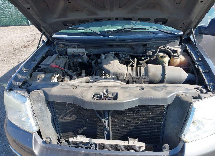 Photo 10 of 2005 Ford F-150 STX/XL/XLT (VIN 1FTRX12W15KD34012)