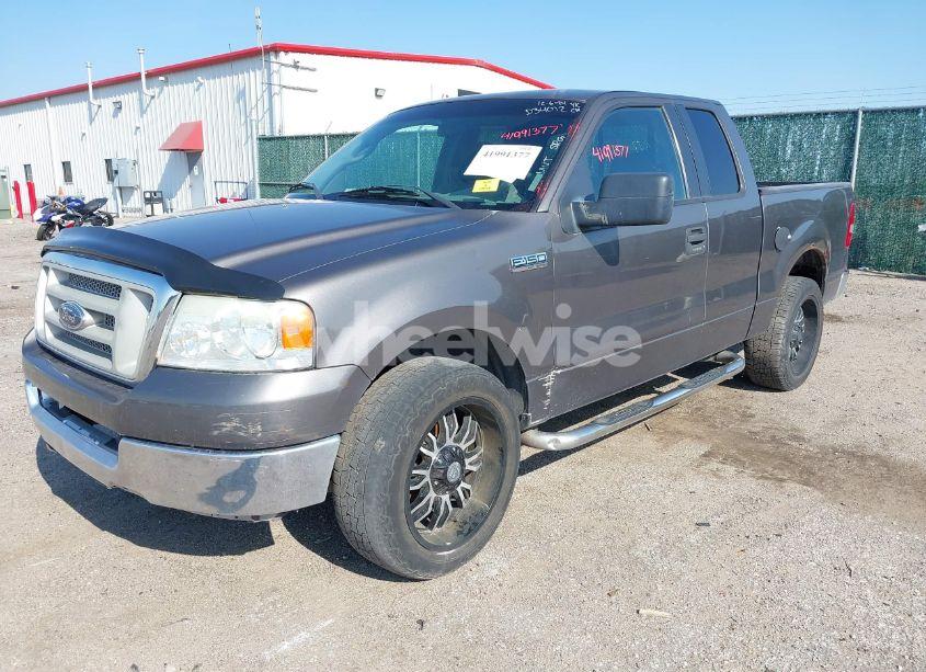 Photo 2 of 2005 Ford F-150 STX/XL/XLT (VIN 1FTRX12W15KD34012)