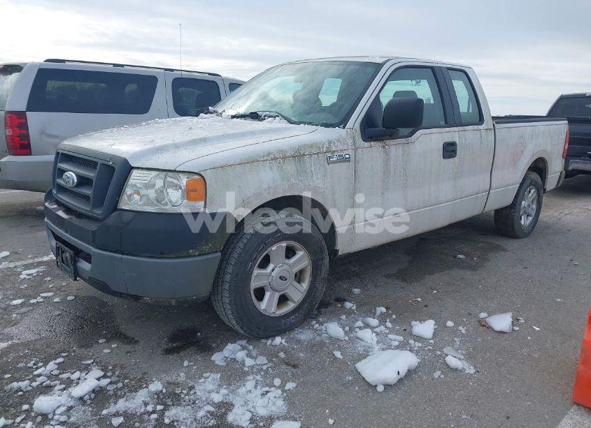 Photo 2 of 2006 Ford F-150 STX/XL/XLT (VIN 1FTRX12W16FA38465)