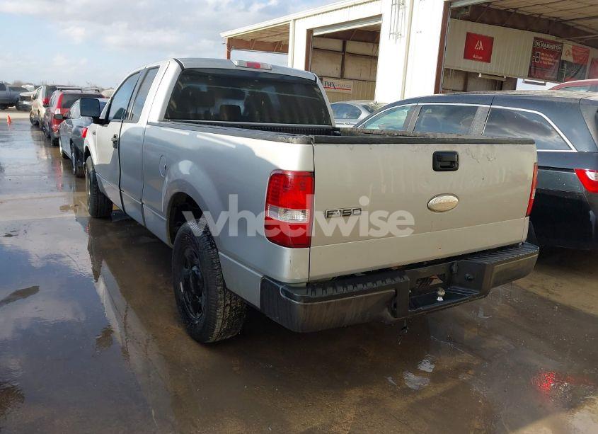 Photo 3 of 2006 Ford F-150 STX/XL/XLT (VIN 1FTRX12W16KD05871)