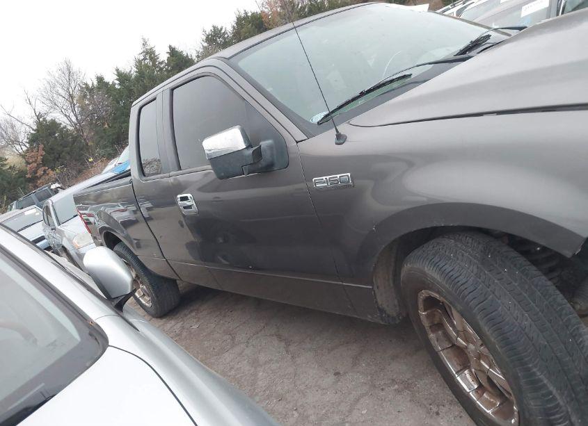 Photo 14 of 2007 Ford F-150 STX/XL/XLT (VIN 1FTRX12W17KC17680)