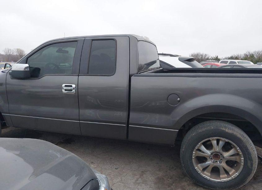Photo 15 of 2007 Ford F-150 STX/XL/XLT (VIN 1FTRX12W17KC17680)