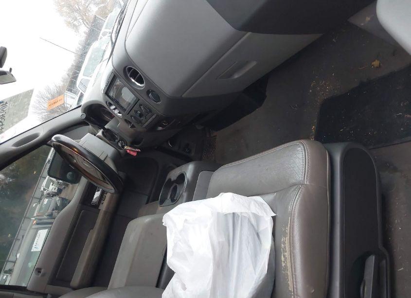 Photo 5 of 2007 Ford F-150 STX/XL/XLT (VIN 1FTRX12W17KC17680)