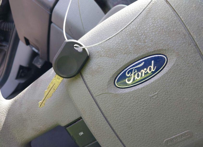 Photo 11 of 2004 Ford F-150 STX/XL/XLT (VIN 1FTRX12W24NC31324)