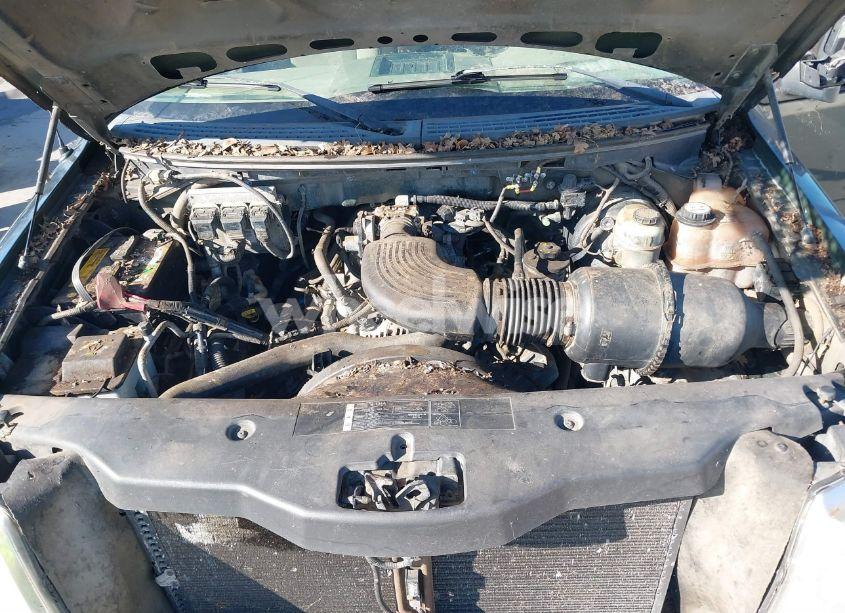 Photo 10 of 2005 Ford F-150 STX/XL/XLT (VIN 1FTRX12W25KB57731)