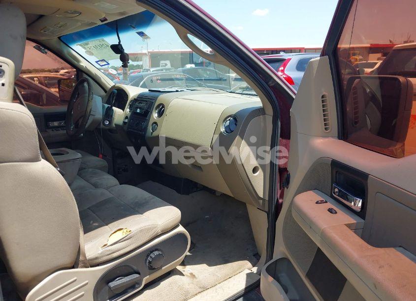 Photo 5 of 2005 Ford F-150 STX/XL/XLT (VIN 1FTRX12W25NA52895)