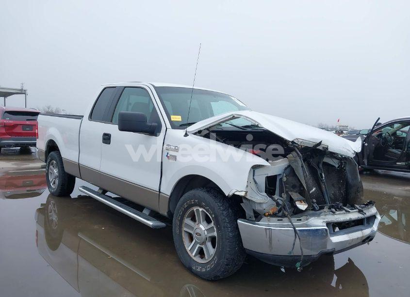 2005 Ford F-150 STX/XL/XLT (VIN 1FTRX12W25NB42354) main photo