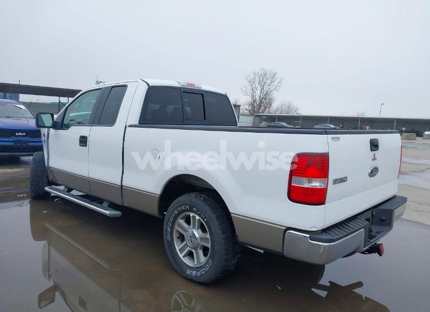 Photo 3 of 2005 Ford F-150 STX/XL/XLT (VIN 1FTRX12W25NB42354)