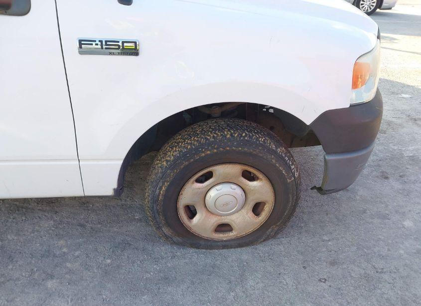 Photo 15 of 2006 Ford F-150 STX/XL/XLT (VIN 1FTRX12W26FA35493)