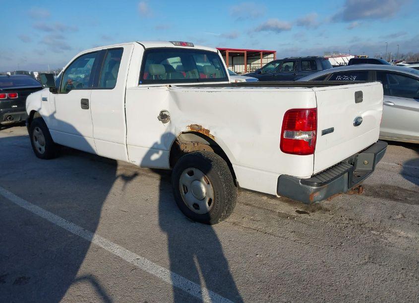 Photo 3 of 2006 Ford F-150 STX/XL/XLT (VIN 1FTRX12W26FA35493)