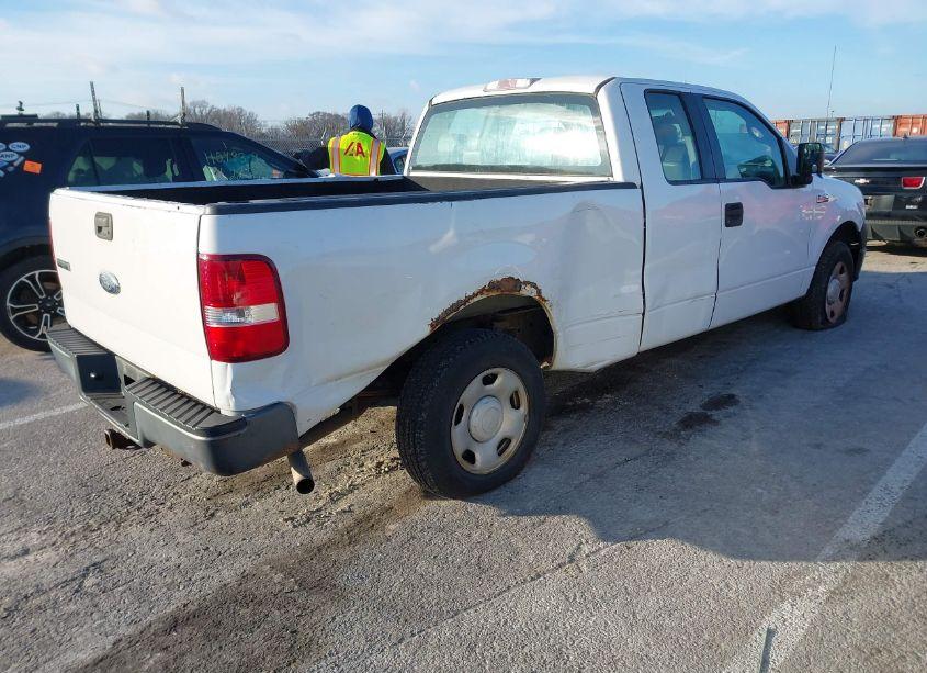 Photo 4 of 2006 Ford F-150 STX/XL/XLT (VIN 1FTRX12W26FA35493)