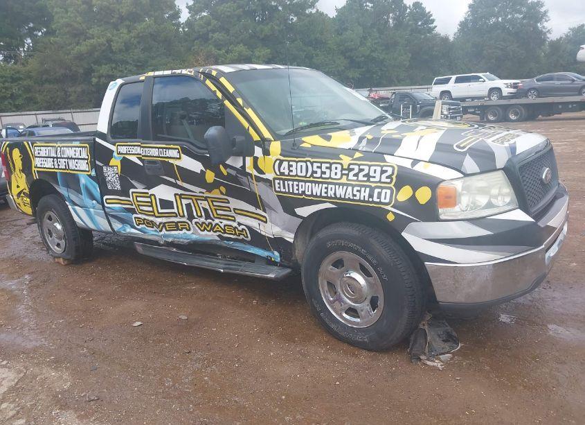 2006 Ford F-150 STX/XL/XLT (VIN 1FTRX12W26NA45186) main photo