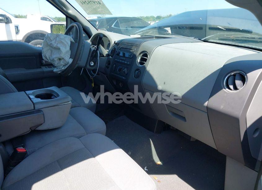 Photo 5 of 2006 Ford F-150 STX/XL/XLT (VIN 1FTRX12W26NB45188)