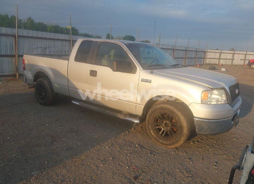 2008 Ford F-150 FX2/STX/XL/XLT (VIN 1FTRX12W28KB72072) main photo