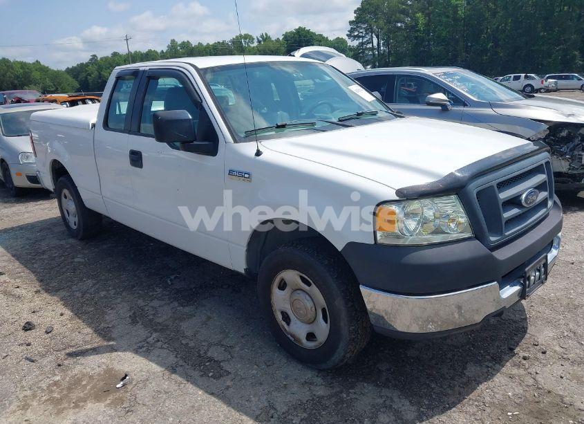 2005 Ford F-150 STX/XL/XLT (VIN 1FTRX12W35FA41964) main photo