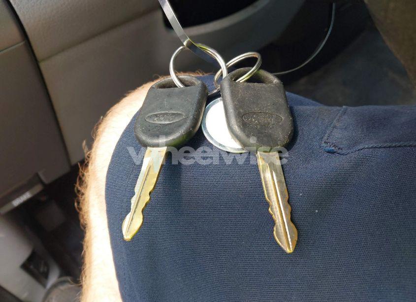 Photo 11 of 2005 Ford F-150 STX/XL/XLT (VIN 1FTRX12W35FA41964)