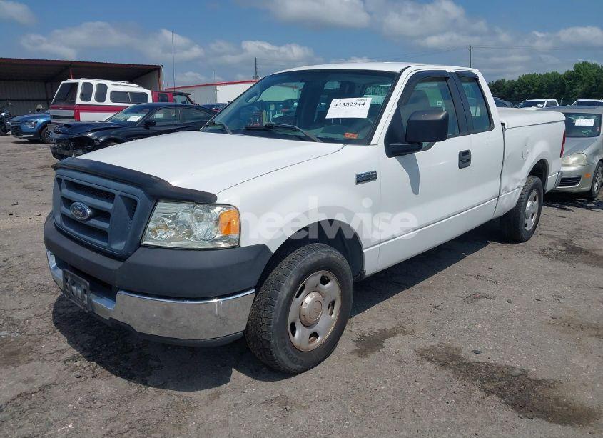 Photo 2 of 2005 Ford F-150 STX/XL/XLT (VIN 1FTRX12W35FA41964)