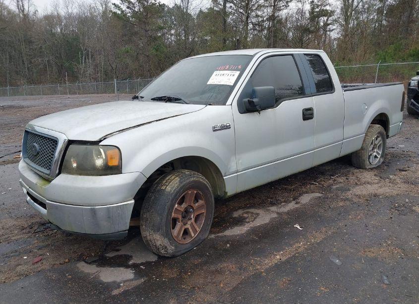 Photo 2 of 2007 Ford F-150 STX/XL/XLT (VIN 1FTRX12W37FA47198)