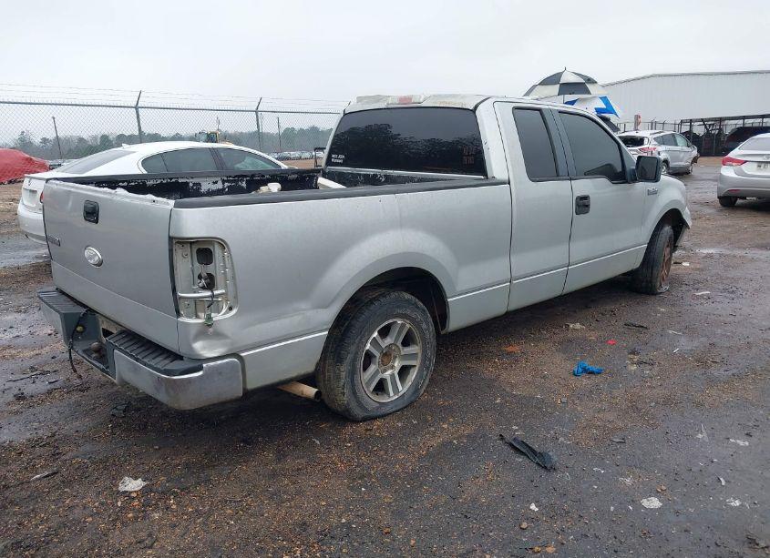Photo 4 of 2007 Ford F-150 STX/XL/XLT (VIN 1FTRX12W37FA47198)