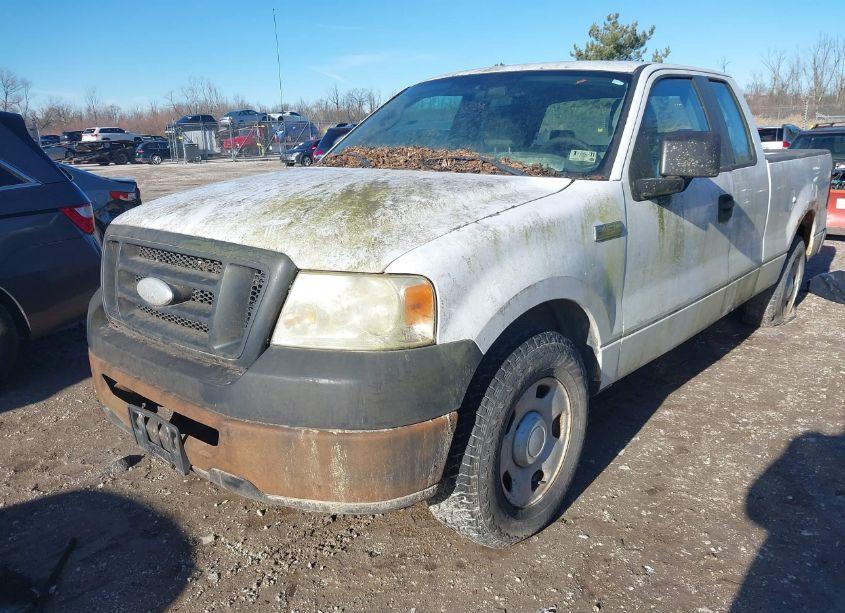Photo 2 of 2007 Ford F-150 STX/XL/XLT (VIN 1FTRX12W37FA49047)