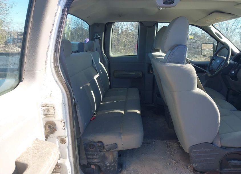 Photo 8 of 2007 Ford F-150 STX/XL/XLT (VIN 1FTRX12W37FA49047)