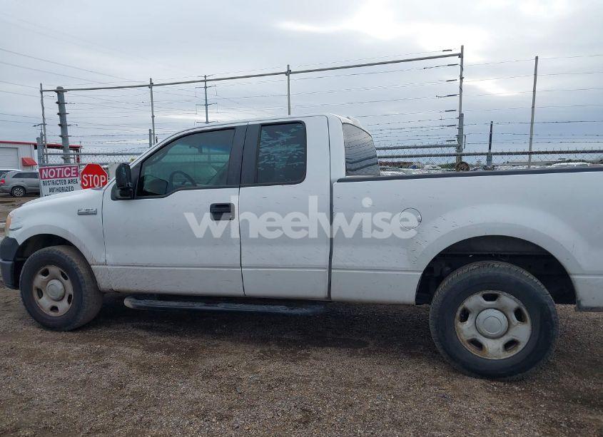 Photo 14 of 2007 Ford F-150 STX/XL/XLT (VIN 1FTRX12W37KC58621)
