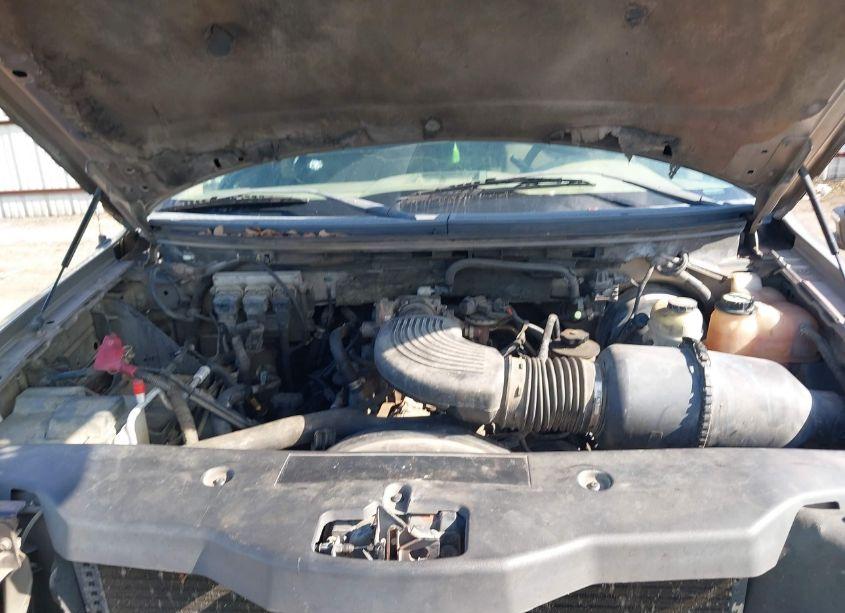 Photo 10 of 2004 Ford F-150 STX/XL/XLT (VIN 1FTRX12W44NA77313)