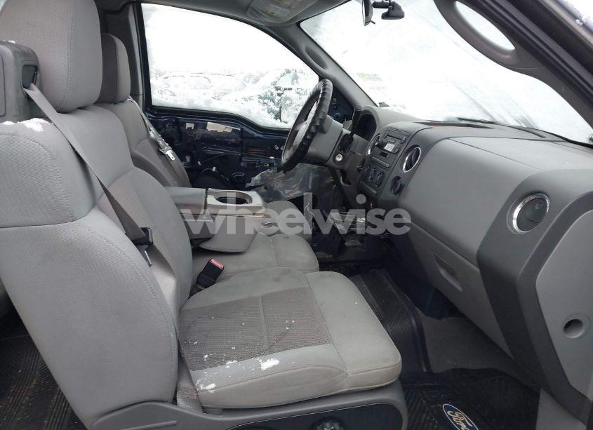 Photo 5 of 2004 Ford F-150 STX/XL/XLT (VIN 1FTRX12W44NA84522)