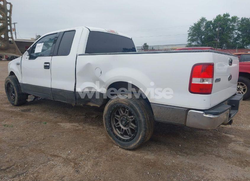 Photo 3 of 2004 Ford F-150 STX/XL/XLT (VIN 1FTRX12W44NC43457)