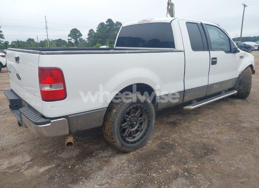 Photo 4 of 2004 Ford F-150 STX/XL/XLT (VIN 1FTRX12W44NC43457)