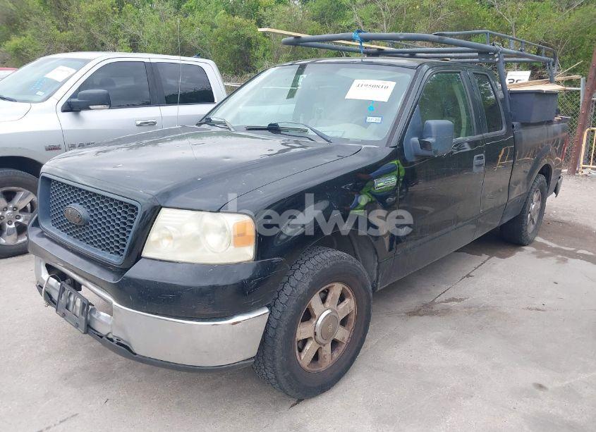 Photo 2 of 2006 Ford F-150 STX/XL/XLT (VIN 1FTRX12W46KC45214)