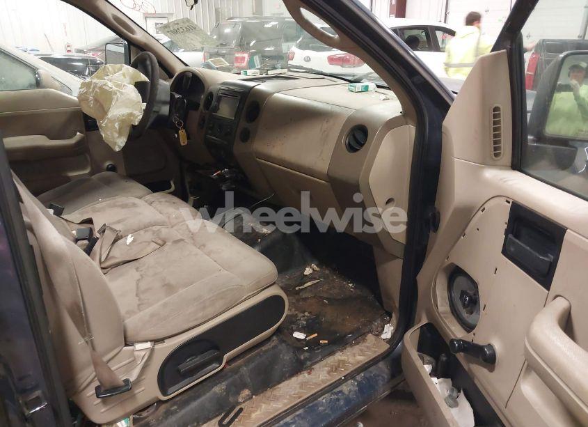 Photo 5 of 2006 Ford F-150 STX/XL/XLT (VIN 1FTRX12W46NA34030)