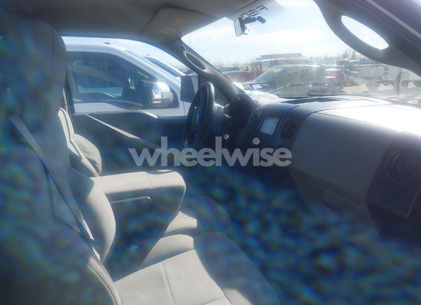 Photo 5 of 2007 Ford F-150 STX/XL/XLT (VIN 1FTRX12W47FA66035)