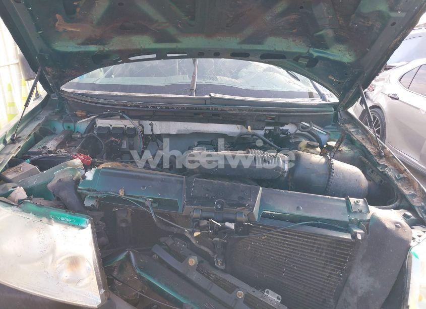 Photo 10 of 2007 Ford F-150 STX/XL/XLT (VIN 1FTRX12W47FB55653)